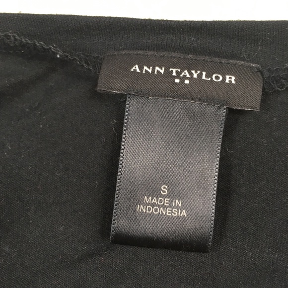 Ann Taylor Short Sleeve Black and White Blouse - Picture 2 of 7